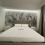 Barrile's 4*